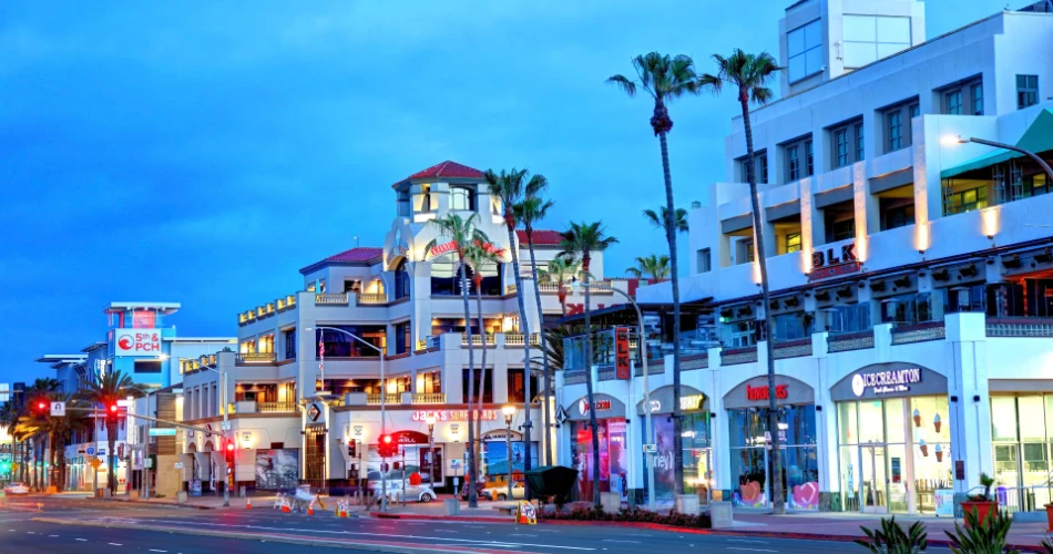 20 Best Things To Do in Huntington Beach, CA