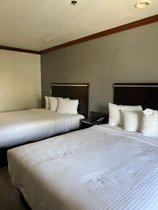Starlight Inn Huntington Beach image 3